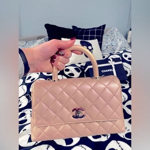 Chanel purse 💗